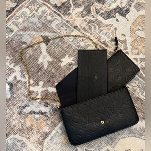 ♠️Louis Vuitton Black Monogram Empreinte Felicie Pochette Crossbody Bag